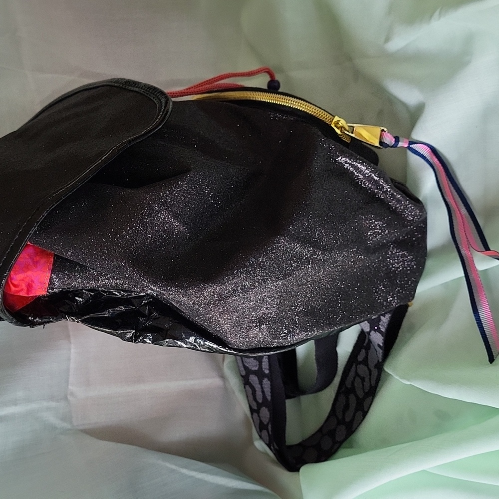 Back pack - Picture 4 of 12